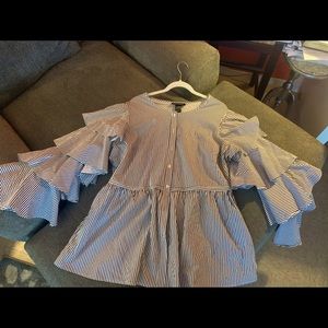 Ruffle sleeve shirt